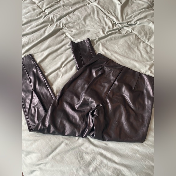 Aritzia Babaton Skinny Vegan Leather Black Frida Pant Mid Rise - Picture 3 of 12